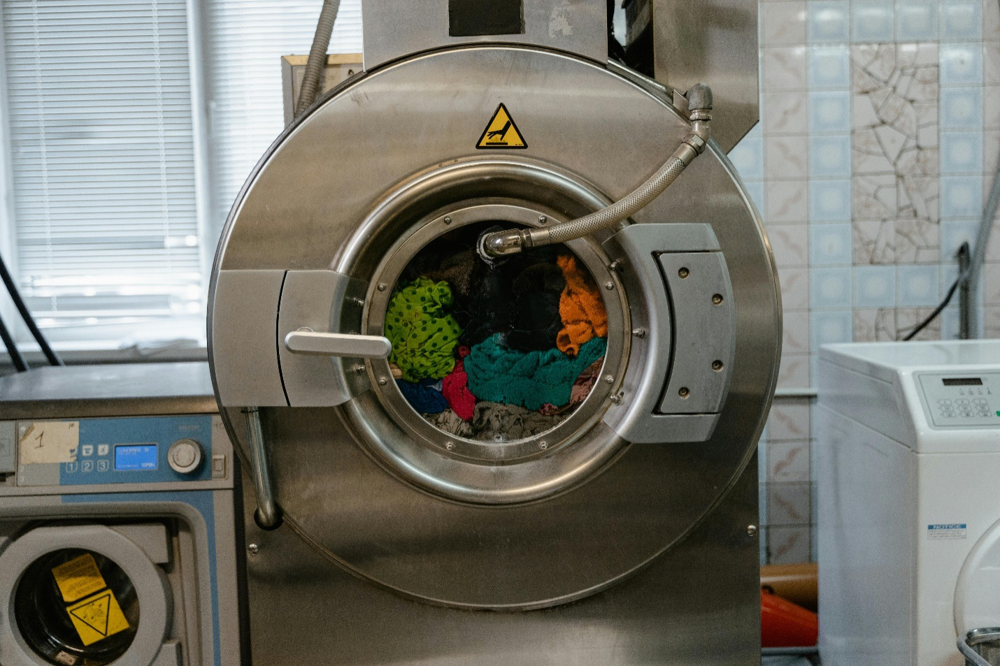 industrial washing machine